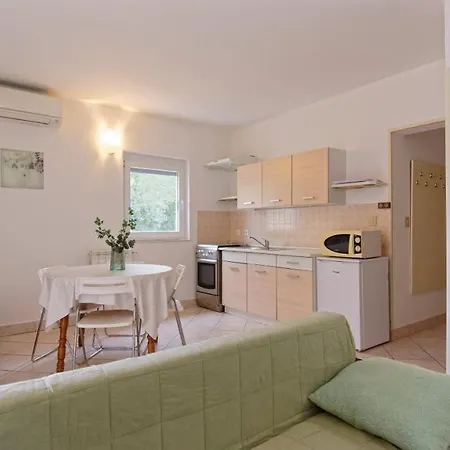 Chip Guest house